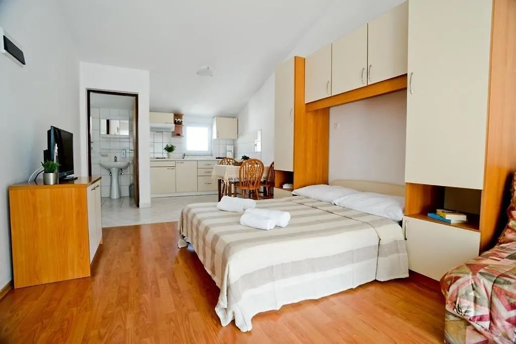 Studio Sukosan 6131C Apartment